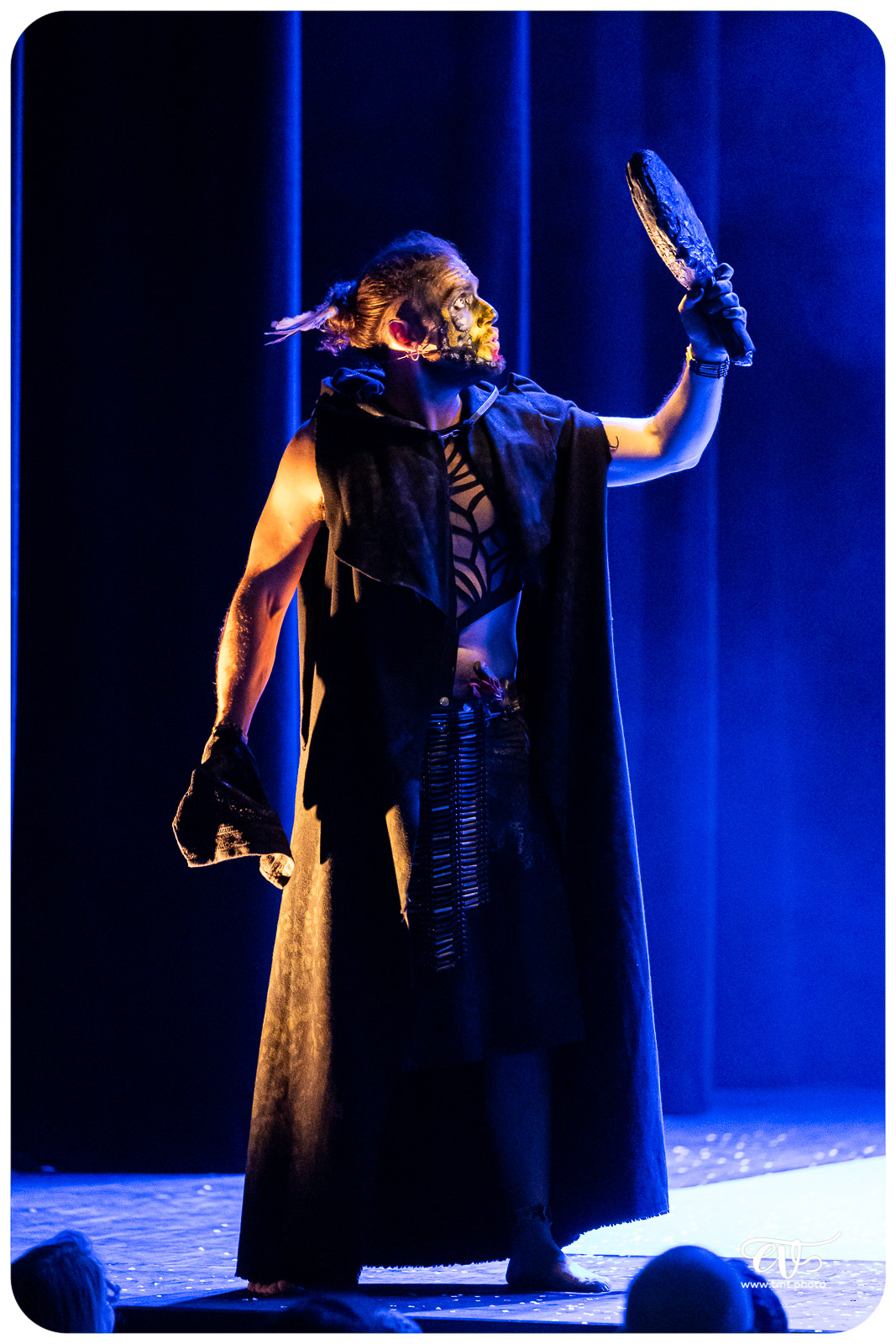 THE PRIMITALS (YLLANA & PRIMITAL BROTHERS)